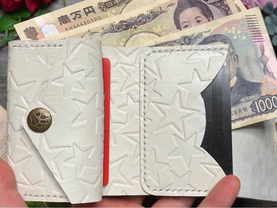 ❤【猫×スター♪】お洒落可愛い猫モチーフの総本革コンパクトミニ財布♪星柄ホワイト