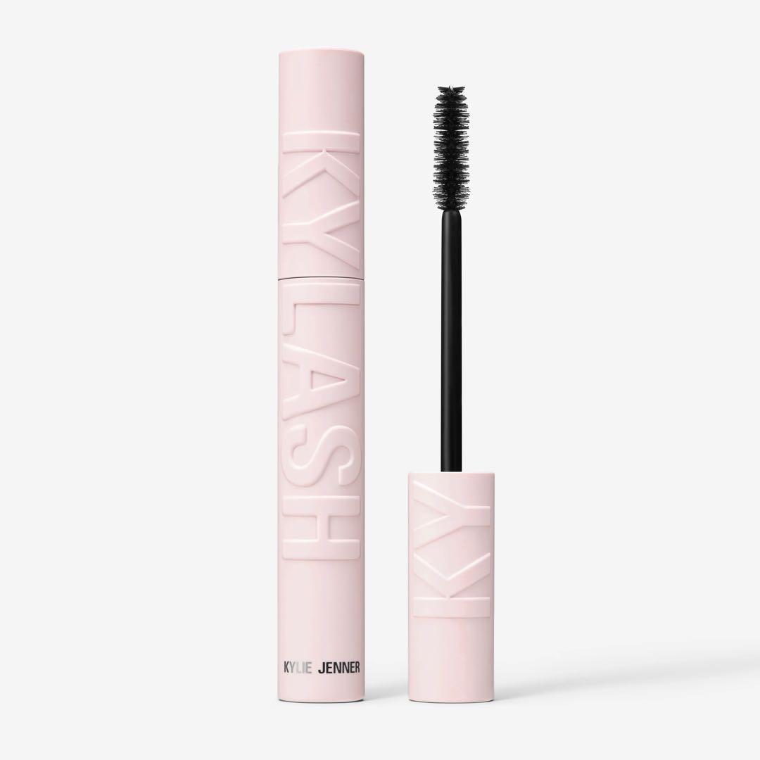 【新品未使用】日本入手困難 kylie マスカラ volume mascara