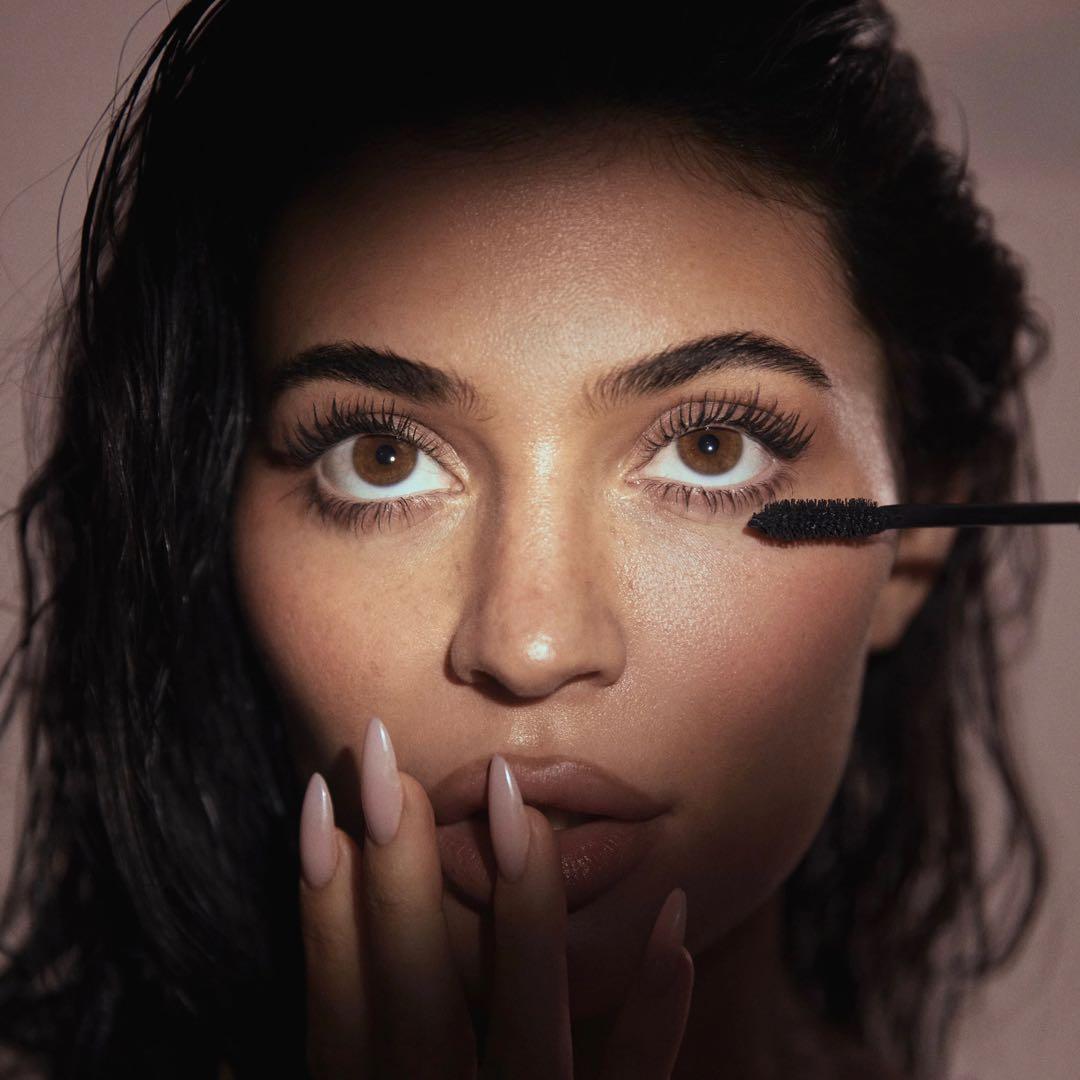 【新品未使用】日本入手困難 kylie マスカラ volume mascara