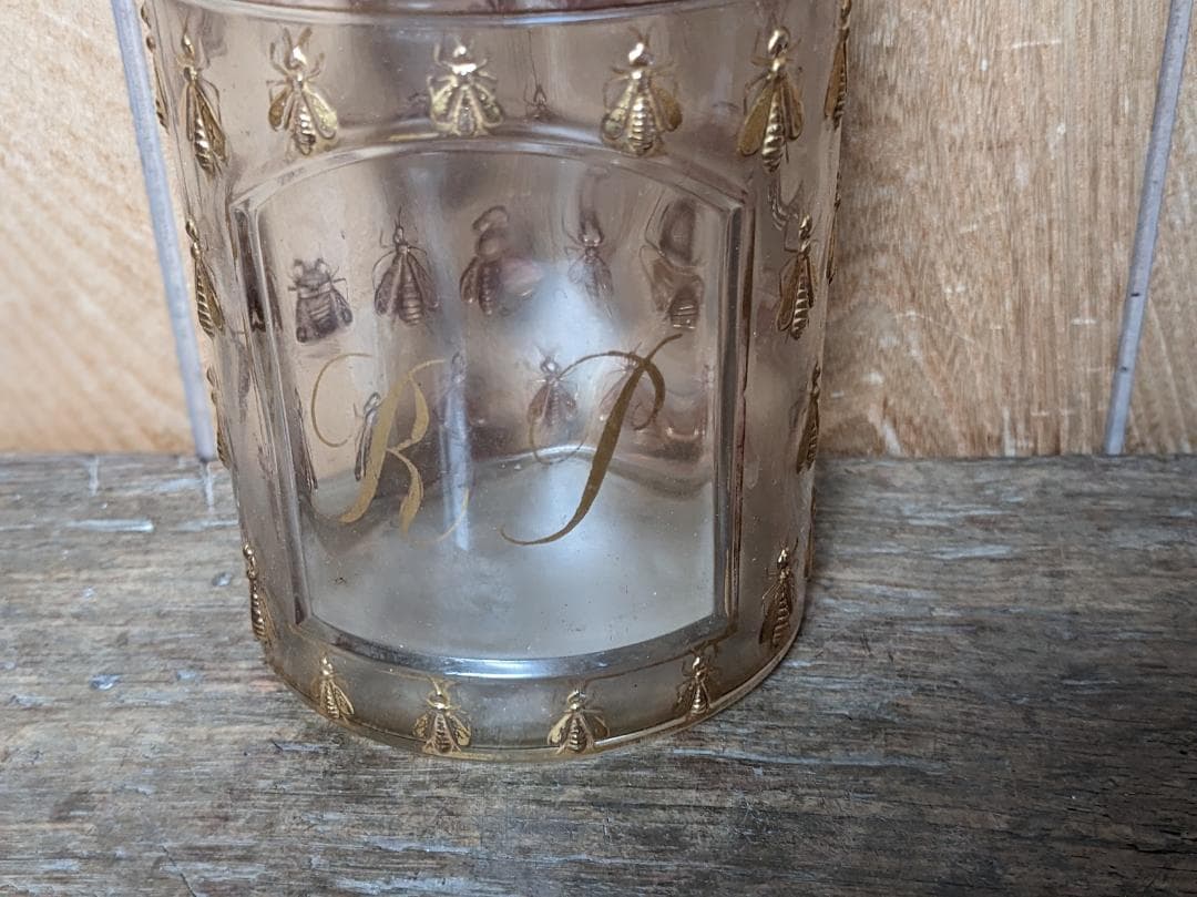 an02　ゲラン　GUERLAIN　アンティーク香水瓶　 ゴールド ビーボトル