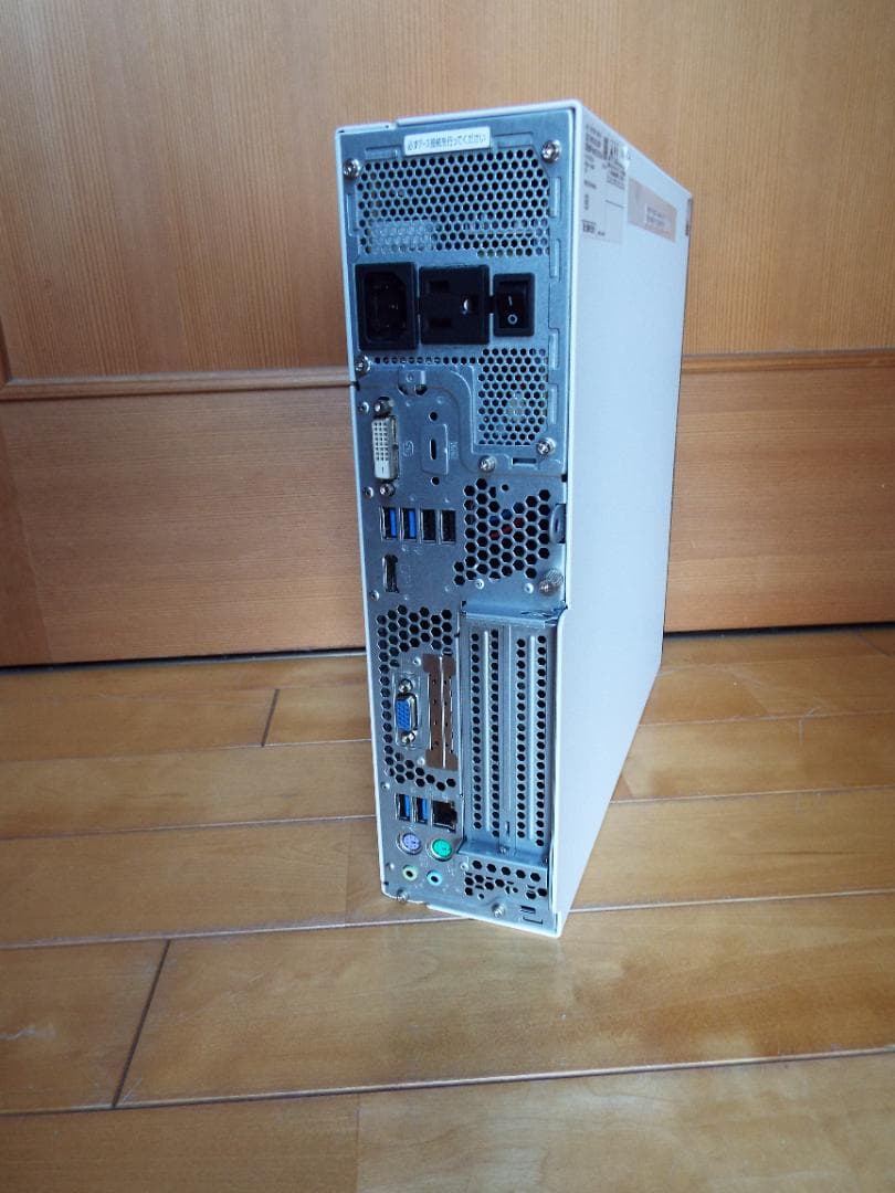Windowsデスクトップ ESPRIMO D588/BX i5-9500 32G SSD512G+HDD1