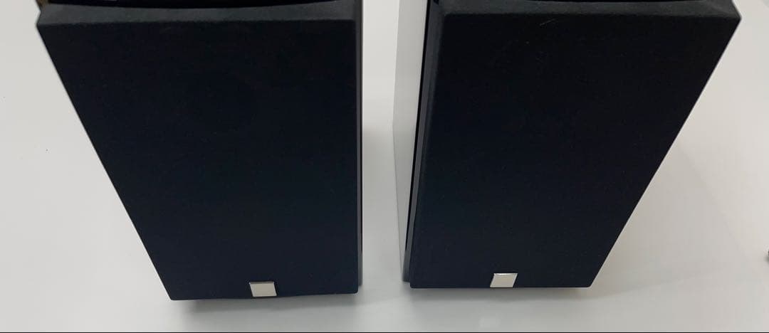 スピーカー・ウーファー DALI MENUET BLACK Made in Denmark