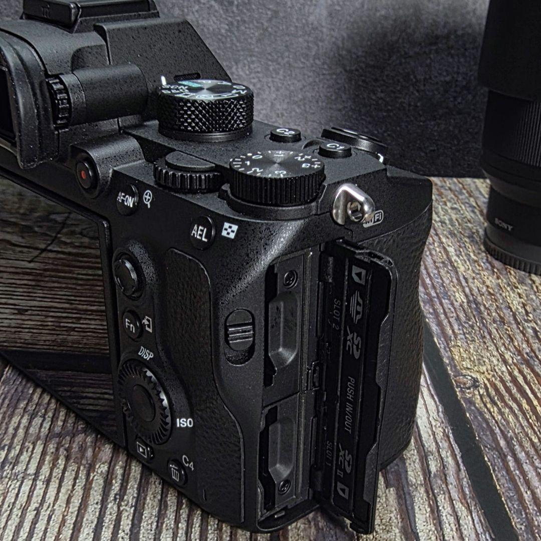 ⭐新品同様⭐　超美品　ILCE-7M3K　ズームレンズキット　α7 III