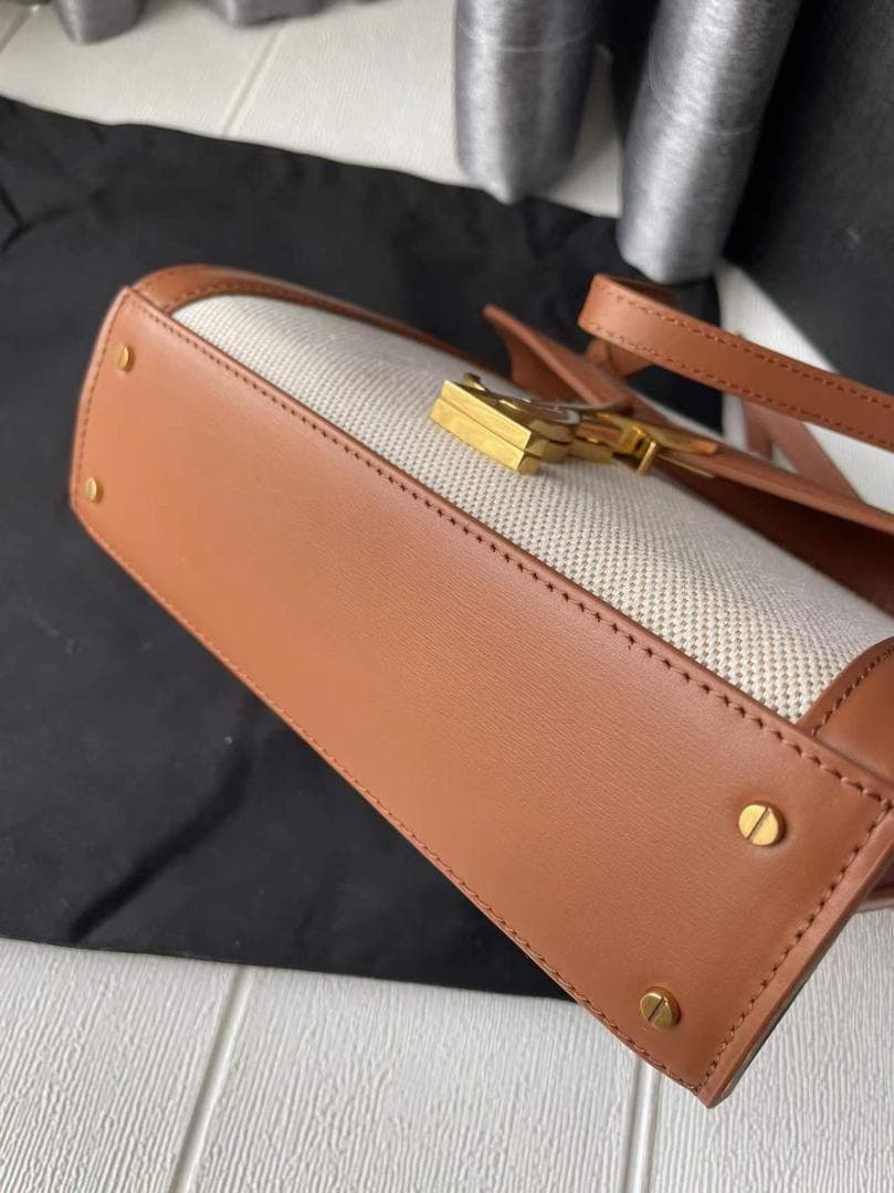 美品 ショルダーバッグ