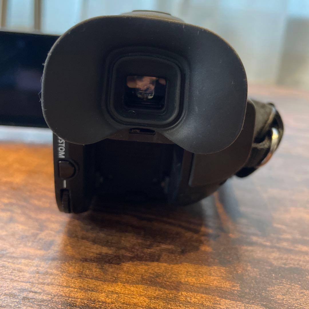 ビデオカメラ Canon iVIS HF G20