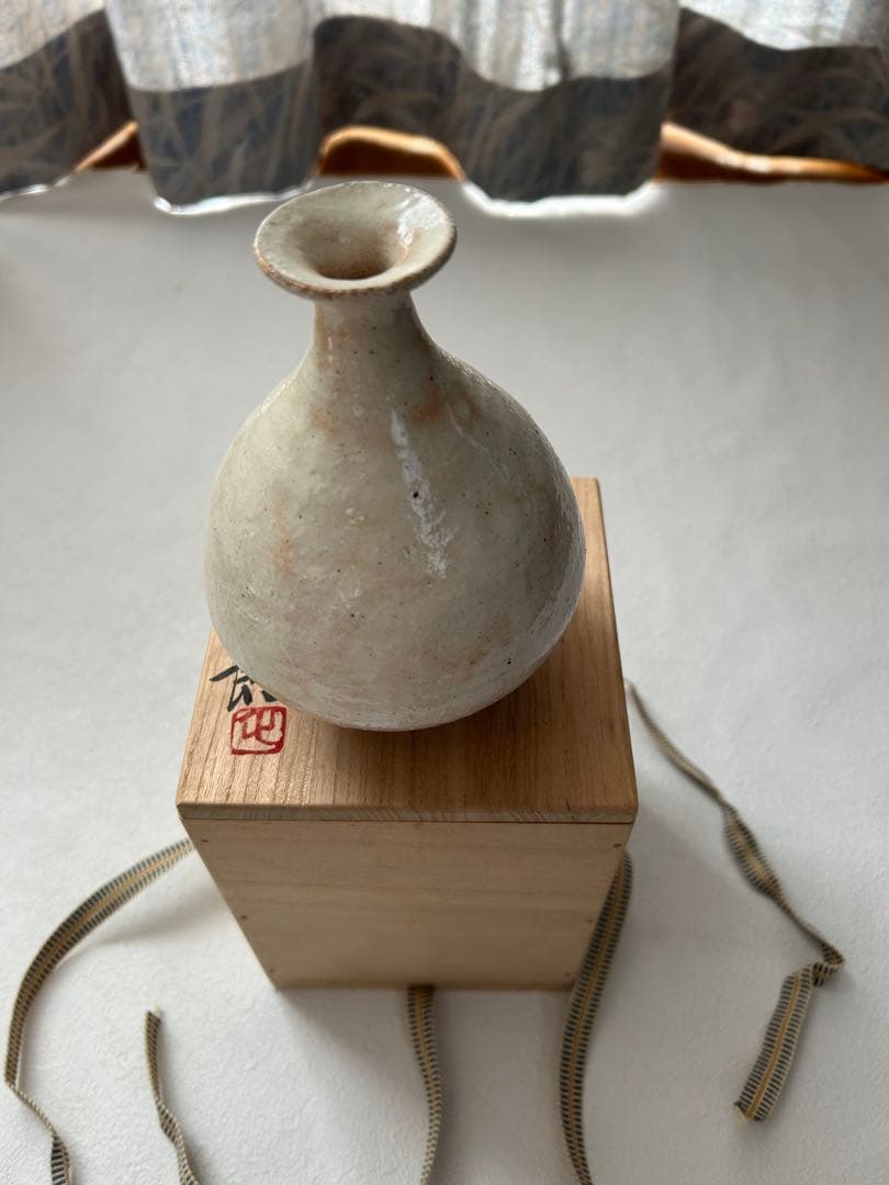河村又次郎　花瓶