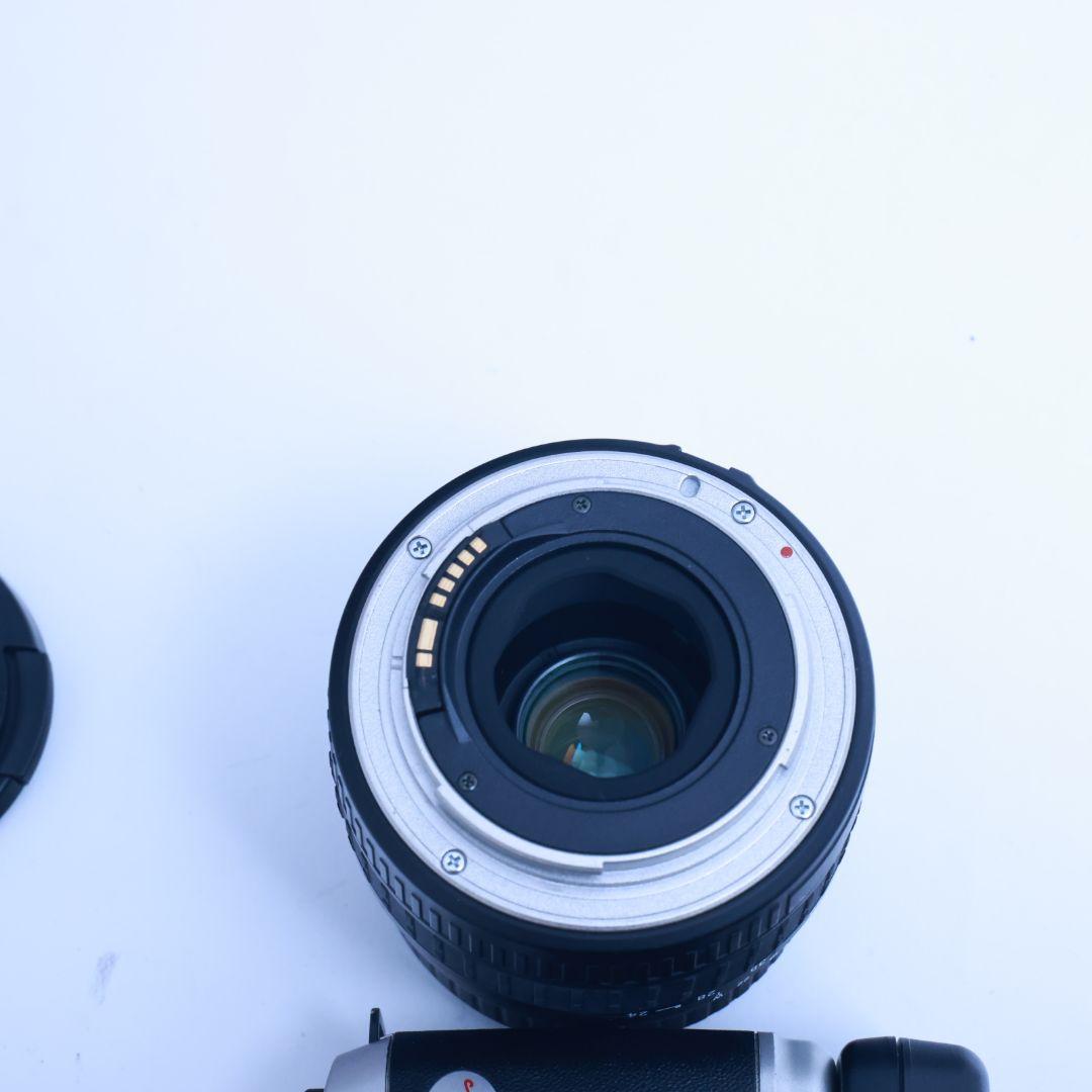 フィルムカメラ Canon EOS Kiss　バッテリーパックレンズ 電池付き