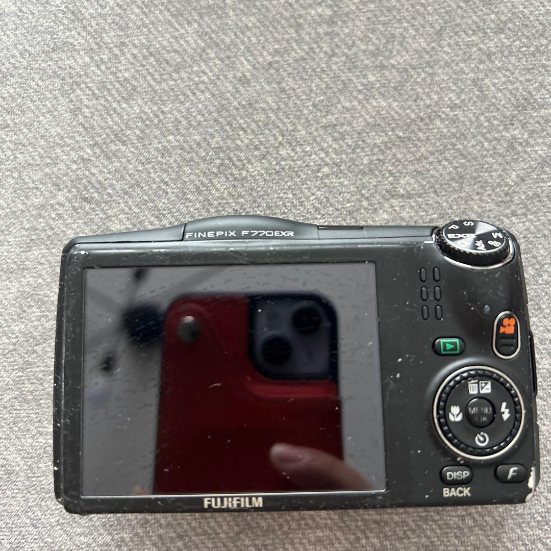 FUJIFILM F770EXR デジタルカメラ
