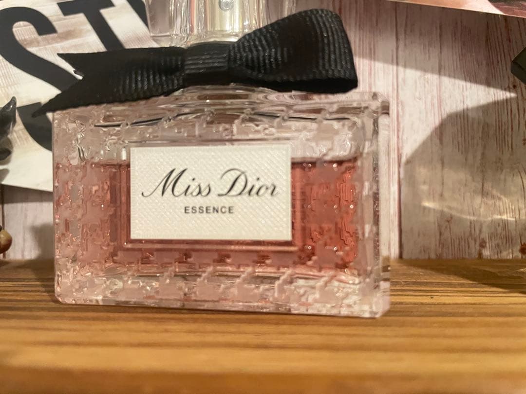 香水(女性用) Miss Dior Essence 35ml